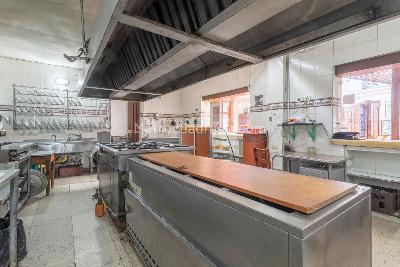 Casa de 5 alcobas en venta en La Salle, Bogotá, 600 m² · foto 11 de 20