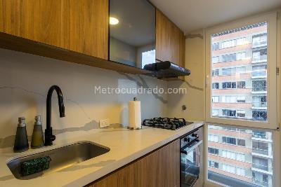 Apartamento en arriendo en Altos Del Poblado, Medellín · foto 10 de 20