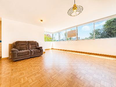 Apartamento de 3 alcobas en arriendo en El Poblado, Medellín, 160 m² · foto 10 de 20