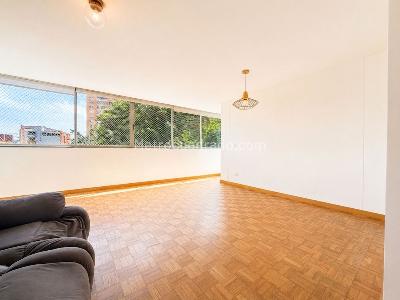 Apartamento de 3 alcobas en arriendo en El Poblado, Medellín, 160 m² · foto 12 de 20