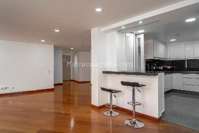 Apartamento de 3 alcobas en arriendo en El Nogal, Bogotá, 143 m² · foto 6 de 18
