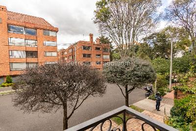 Apartamento en venta en Santa Barbara Occidental, Bogotá · foto 4 de 20