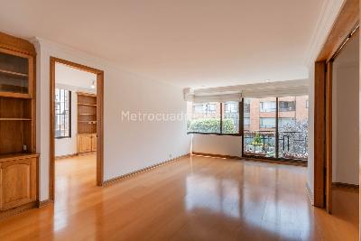 Apartamento en venta en Santa Barbara Occidental, Bogotá · foto 8 de 20