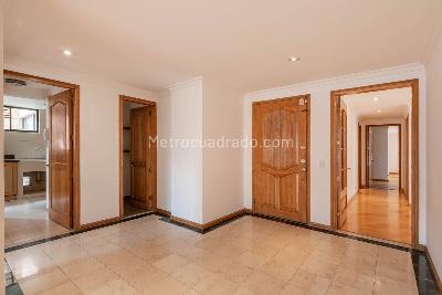 Apartamento en venta en Santa Barbara Occidental, Bogotá · foto 10 de 20