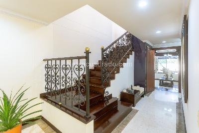 Casa de 5 alcobas en venta en El Poblado, Medellín, 268 m² · foto 3 de 20