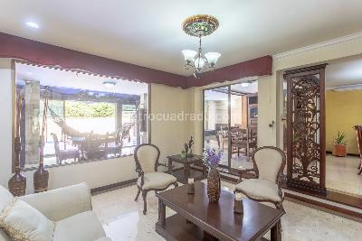 Casa de 5 alcobas en venta en El Poblado, Medellín, 268 m² · foto 5 de 20