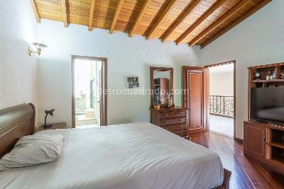 Casa de 5 alcobas en venta en El Poblado, Medellín, 268 m² · foto 15 de 20