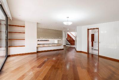 Casa de 5 alcobas en venta en San Jose De Bavaria, Bogotá, 416 m² · foto 7 de 20