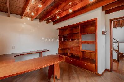 Casa de 5 alcobas en venta en San Jose De Bavaria, Bogotá, 416 m² · foto 13 de 20