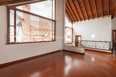 Casa de 5 alcobas en venta en San Jose De Bavaria, Bogotá, 416 m² · foto 14 de 20