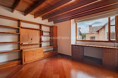 Casa de 5 alcobas en venta en San Jose De Bavaria, Bogotá, 416 m² · foto 19 de 20