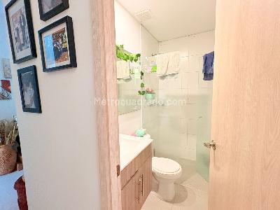 Apartamento de 3 alcobas en venta en Calasanz Parte Alta, Medellín, 68 m² · foto 4 de 9