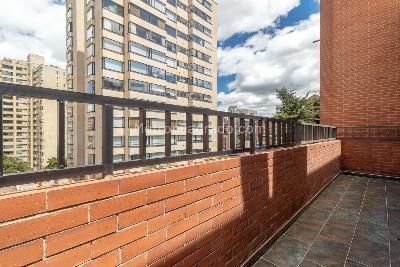 Apartamento de 4 alcobas en venta en Los Rosales, Bogotá, 195 m² · foto 4 de 20