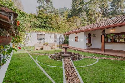 Casa de 3 alcobas en venta en Las Palmas, Medellín, 500 m² · foto 3 de 17