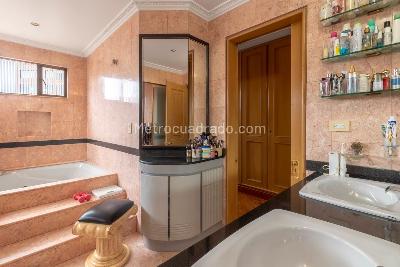 Apartamento en venta en La Carolina, Bogotá · foto 18 de 20