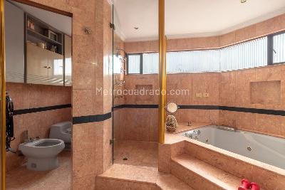 Apartamento en venta en La Carolina, Bogotá · foto 19 de 20