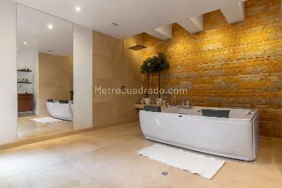 Apartamento de 4 alcobas en venta en Usaquen, Bogotá, 480 m² · foto 17 de 20