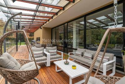 Casa de 3 alcobas en venta en Antiguo Camino Al Meta, La Calera, 300 m² · foto 2 de 20