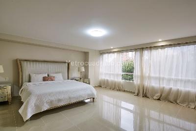 Apartamento en venta en El Poblado, Medellín · foto 18 de 20