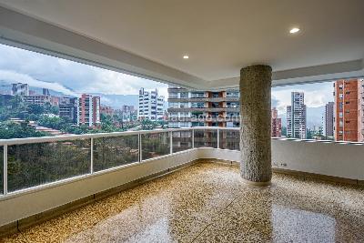 Apartamento en venta en El Poblado, Medellín · foto 2 de 20