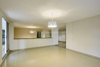 Apartamento en venta en El Poblado, Medellín · foto 9 de 20
