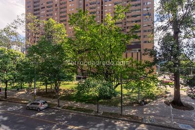 Apartamento de 3 alcobas en venta en El Poblado, Medellín, 166 m² · foto 8 de 20