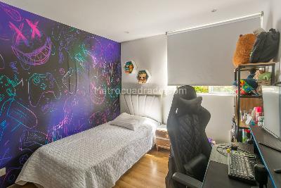 Apartamento de 3 alcobas en venta en El Poblado, Medellín, 166 m² · foto 16 de 20