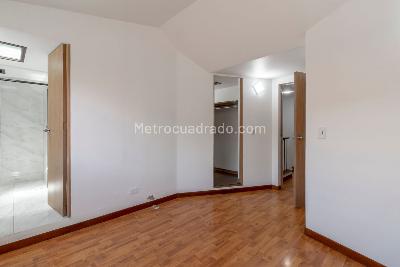 Casa de 4 alcobas en venta en Santa Ana Occidental, Bogotá, 180 m² · foto 12 de 20
