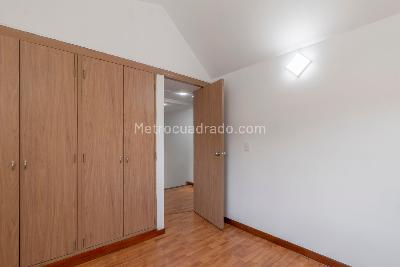 Casa de 4 alcobas en venta en Santa Ana Occidental, Bogotá, 180 m² · foto 16 de 20