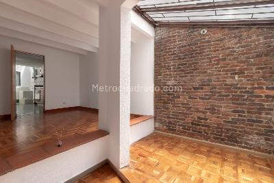 Casa de 4 alcobas en venta en Santa Ana Occidental, Bogotá, 180 m² · foto 2 de 20