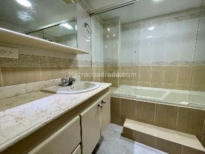 Casa de 5 alcobas en arriendo en Belen, Medellín, 188 m² · foto 11 de 18