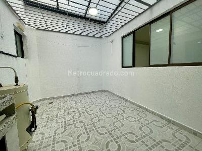 Casa de 5 alcobas en arriendo en Belen, Medellín, 188 m² · foto 17 de 18