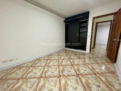 Casa de 5 alcobas en arriendo en Belen, Medellín, 188 m² · foto 8 de 18
