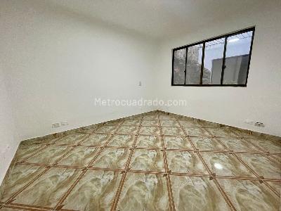 Casa de 5 alcobas en arriendo en Belen, Medellín, 188 m² · foto 9 de 18