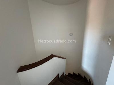 Apartamento de 1 alcoba en venta en Chico Reservado, Bogotá, 61 m² · foto 9 de 20