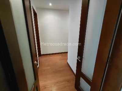 Apartamento de 3 alcobas en venta en Chico Norte Iii Sector, Bogotá, 147 m² · foto 13 de 20
