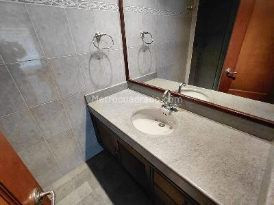 Apartamento de 3 alcobas en venta en Chico Norte Iii Sector, Bogotá, 147 m² · foto 18 de 20
