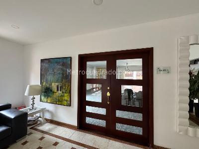 Apartamento de 1 alcoba en venta en Chico Reservado, Bogotá, 38 m² · foto 16 de 20