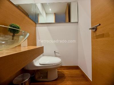 Apartamento de 2 alcobas en arriendo en Chico Norte, Bogotá, 94 m² · foto 6 de 11