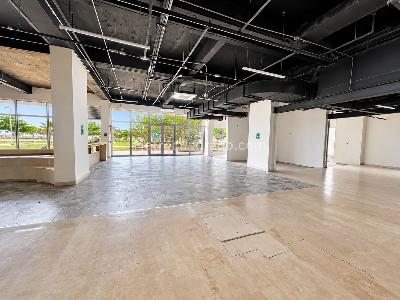 Local Comercial en Arriendo, Crespo, Cartagena de Indias