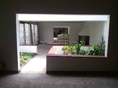 Casa en venta en Alhambra, Bogotá · foto 3 de 20