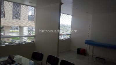 Office for rent in SANTA BARBARA OCCIDENTAL, Bogotá