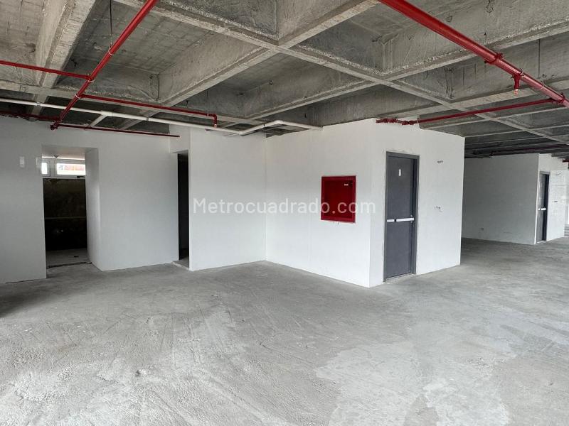 Edificio de Oficinas en Venta, LA CALLEJA, Bogotá D.C. - Więcej