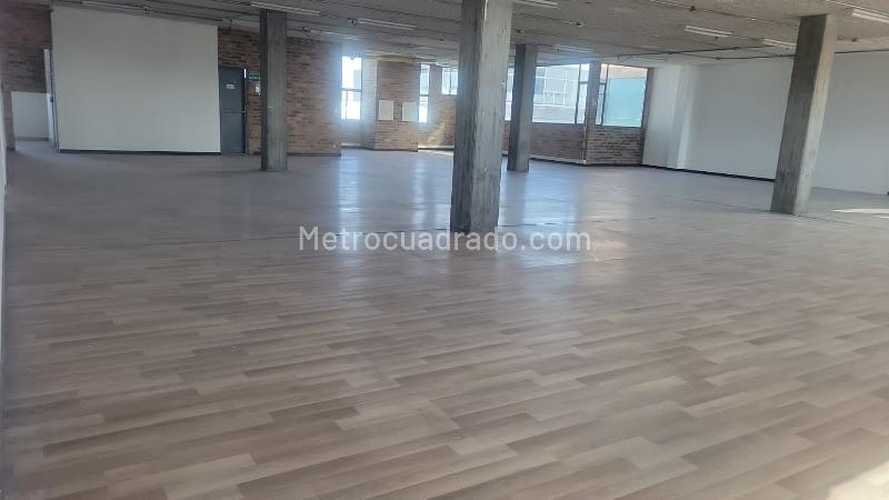 Edificio de Oficinas en Arriendo, EL TOBERIN, Bogotá D.C. - Vista 3