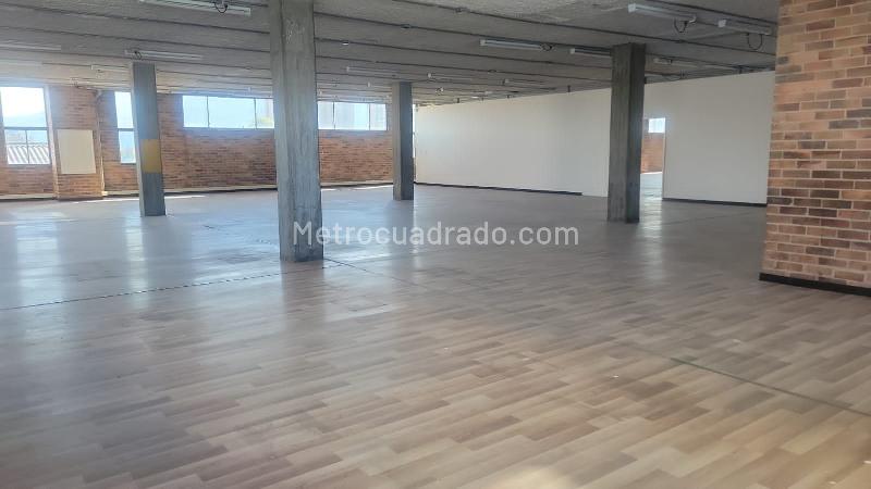 Edificio de Oficinas en Arriendo, EL TOBERIN, Bogotá D.C. - Vista 4