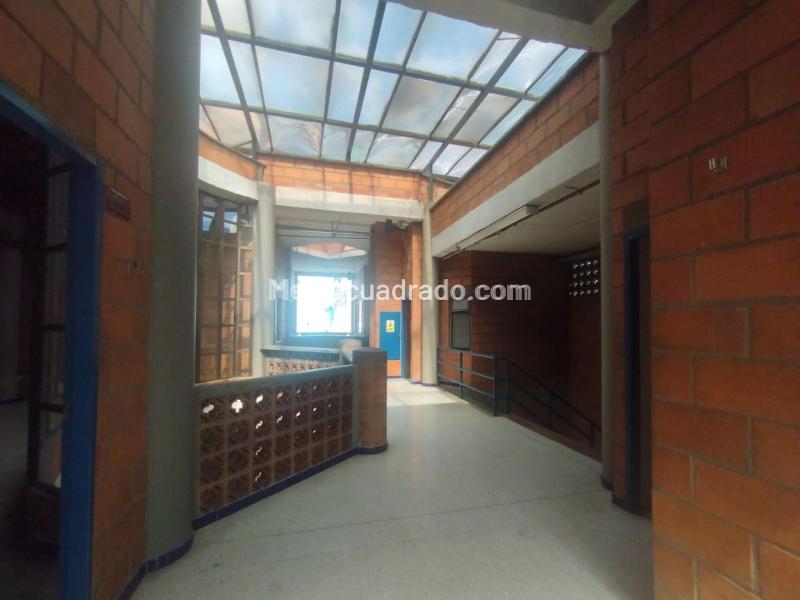 Edificio de Oficinas en Arriendo, LA CANDELARIA, Medellín - Vista 5