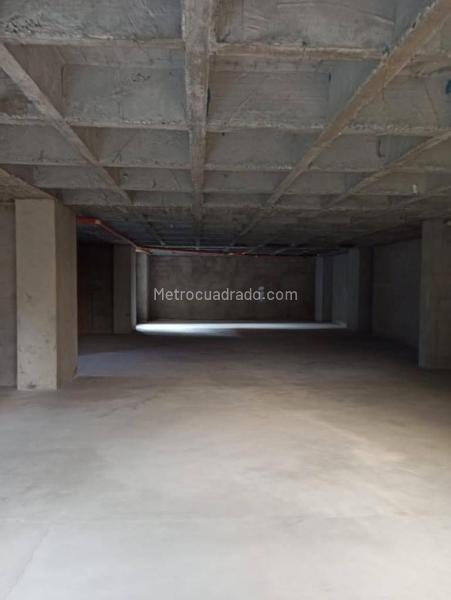 Edificio de Oficinas en Arriendo, LOS CONQUISTADORES, Medellín – další