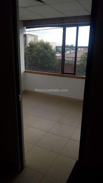 Edificio de Oficinas en Arriendo, LA PORCINCULA, Bogotá D.C. - Widok 2