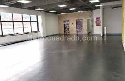 Office for rent in LA PORCINCULA, Bogotá