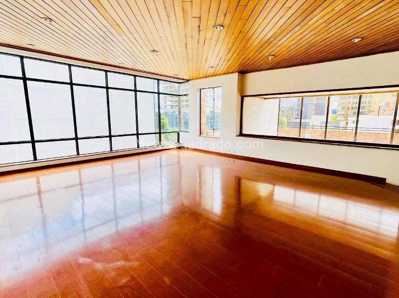 Edificio de Oficinas en Arriendo, CHICO NORTE, Bogotá D.C. - Más